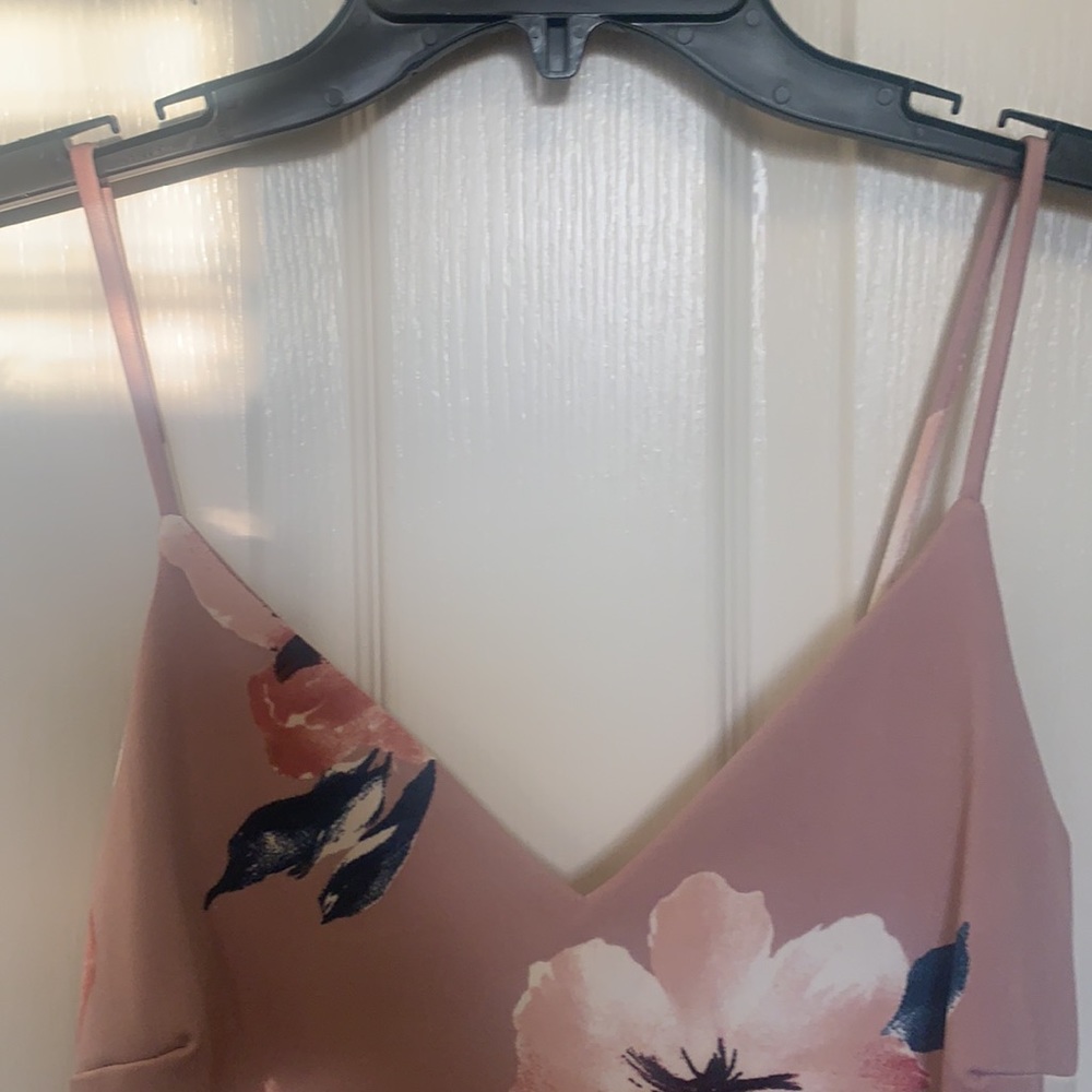 Soprano Floral Dress 🌸 - Picture 4 of 6